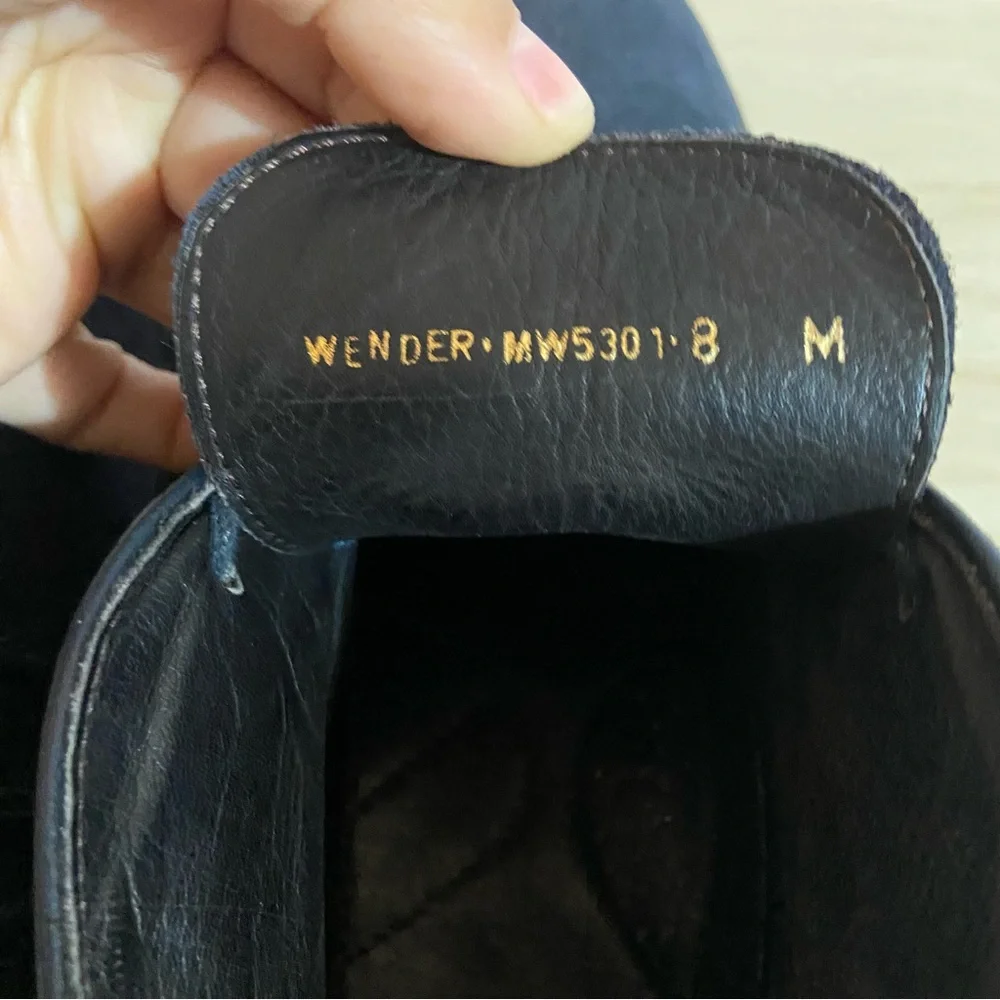 Bruno Magli Wender Suede Chukka Desert Boots Ankle Navy Lace Up Minimalist Sz 8